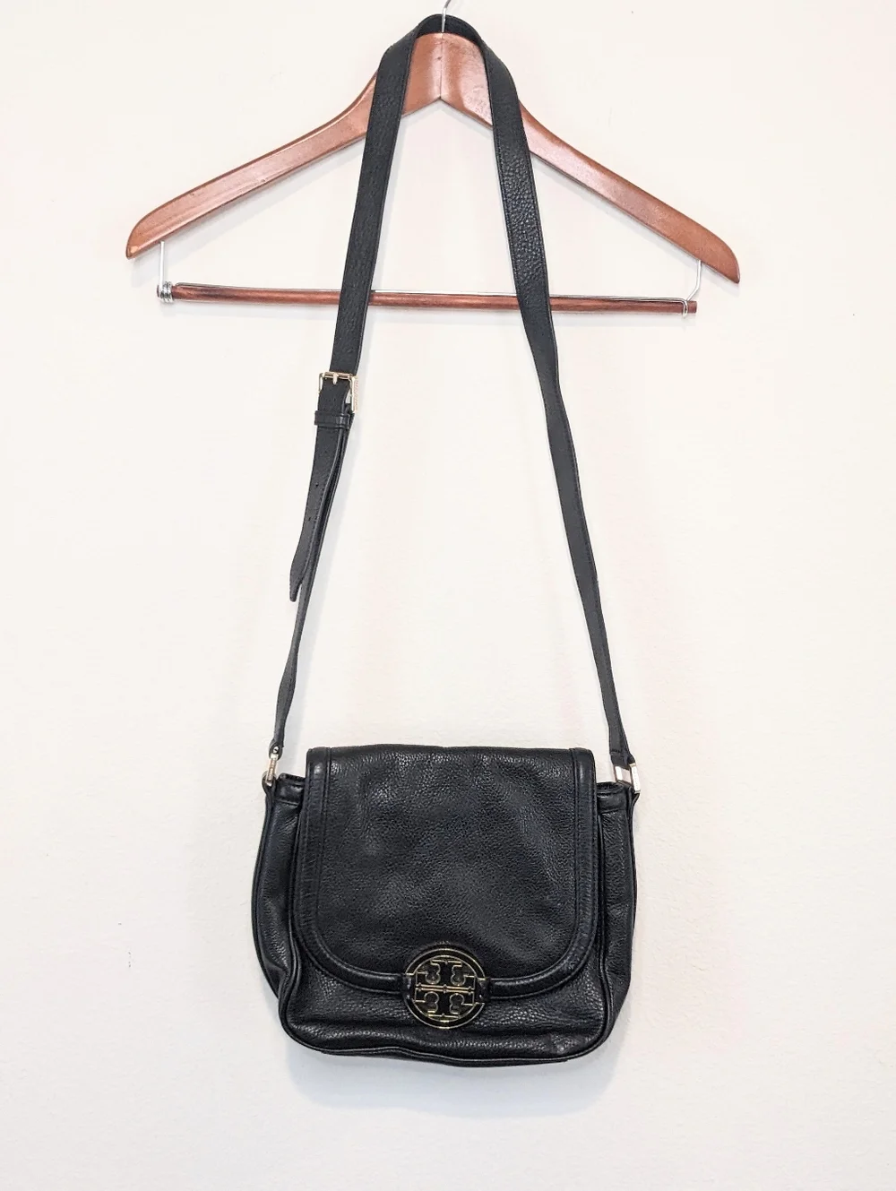Tory Burch Black Leather Amanda Crossbody Bag